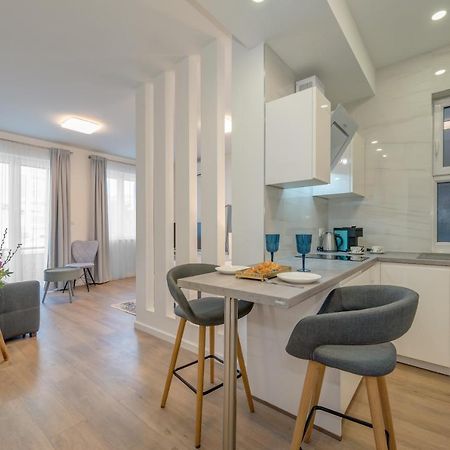 Capital Apartments And Rooms Split Bagian luar foto
