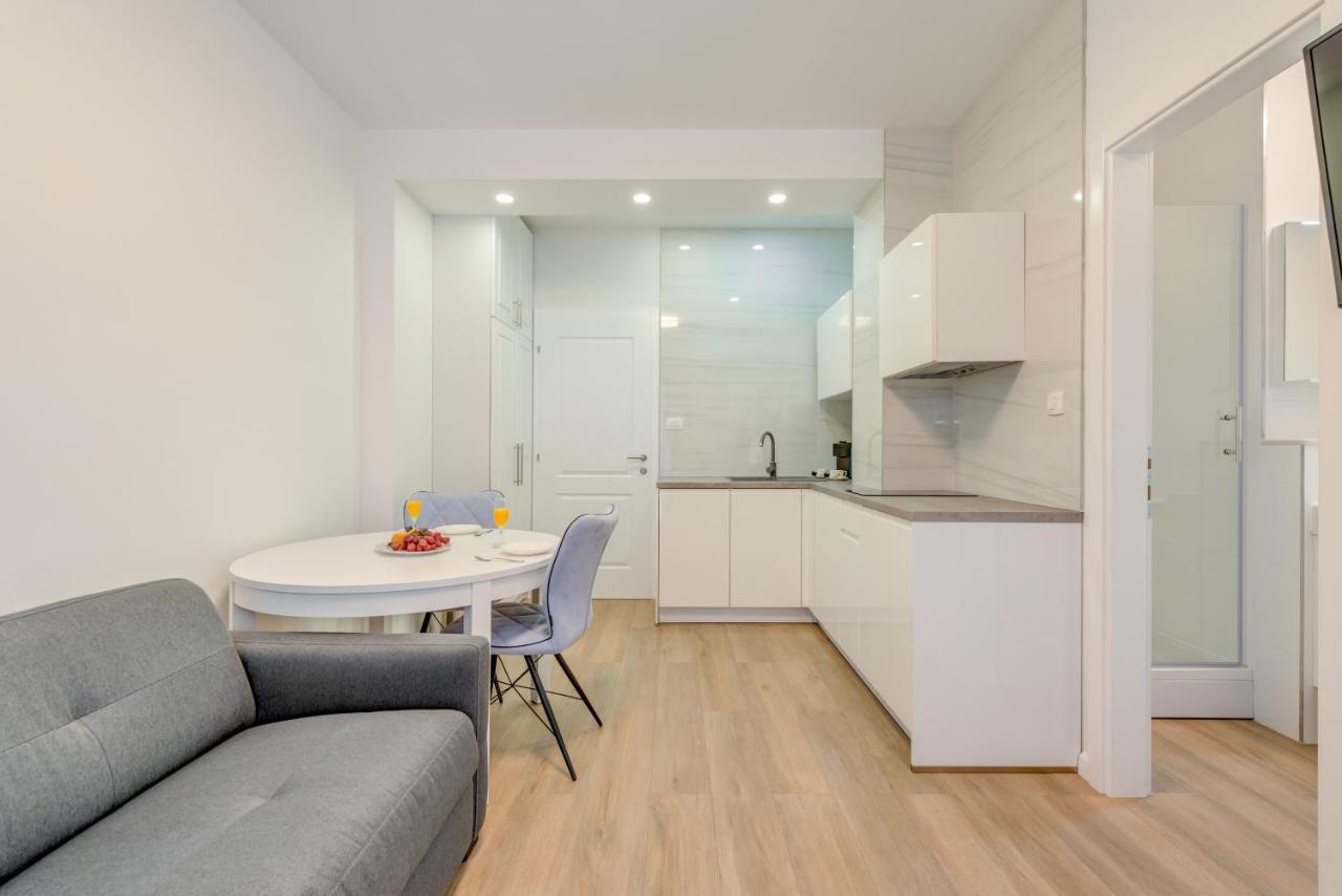 Capital Apartments And Rooms Split Bagian luar foto