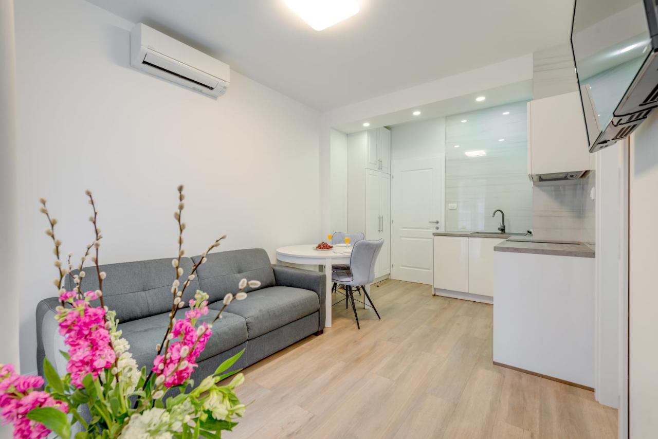 Capital Apartments And Rooms Split Bagian luar foto