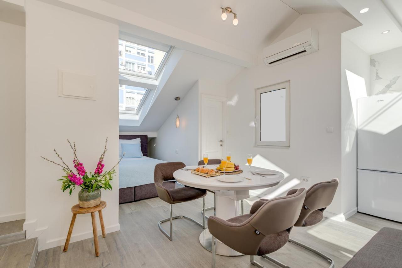 Capital Apartments And Rooms Split Bagian luar foto
