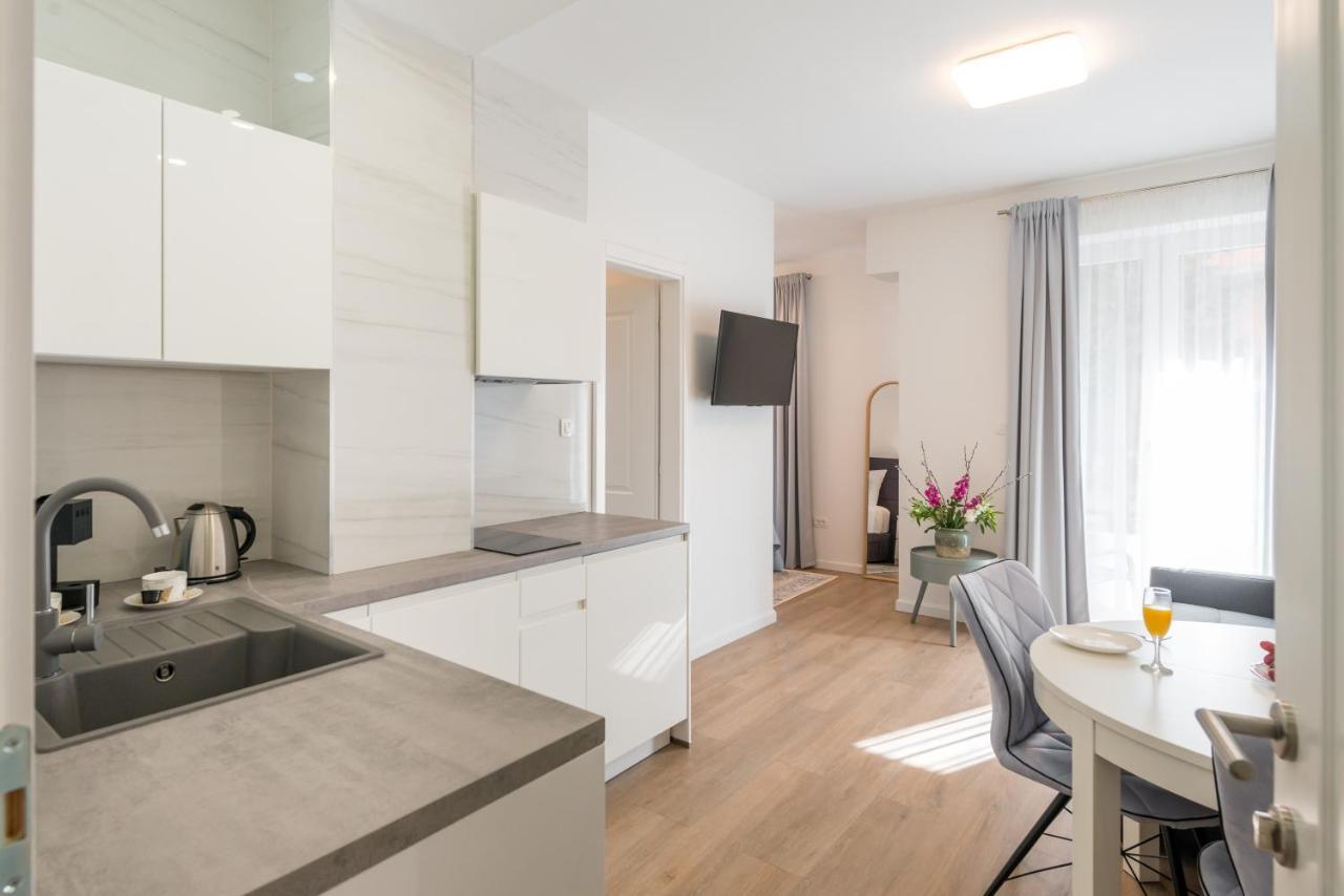 Capital Apartments And Rooms Split Bagian luar foto