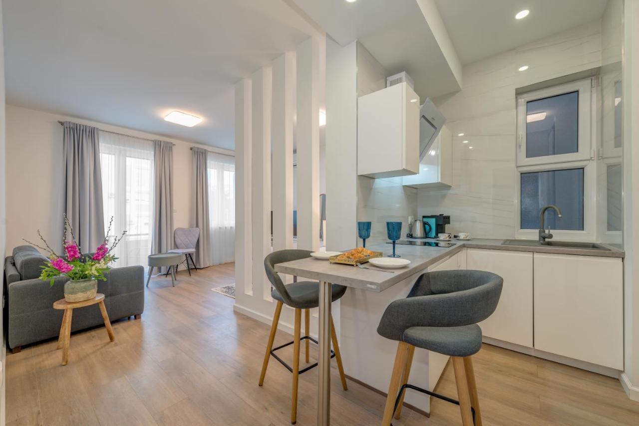 Capital Apartments And Rooms Split Bagian luar foto