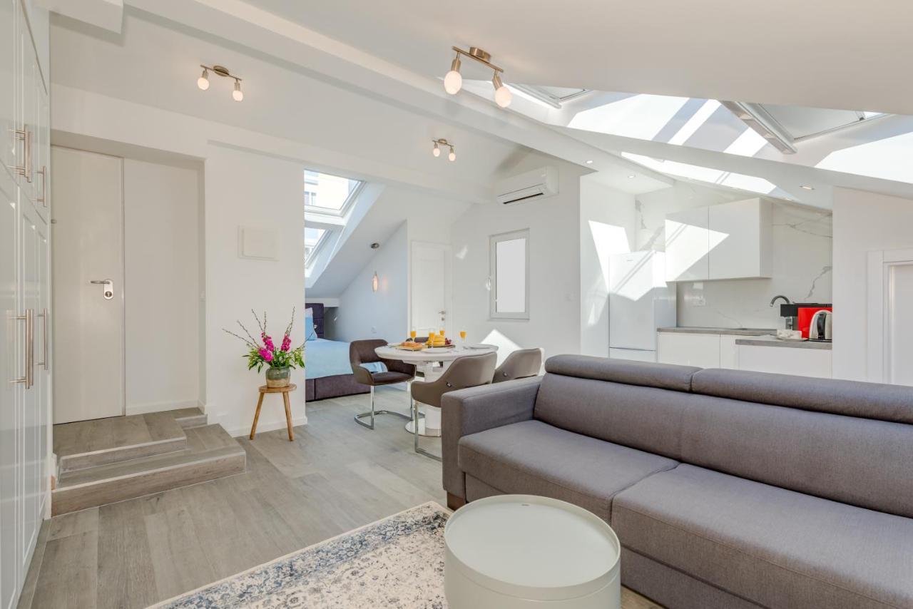 Capital Apartments And Rooms Split Bagian luar foto
