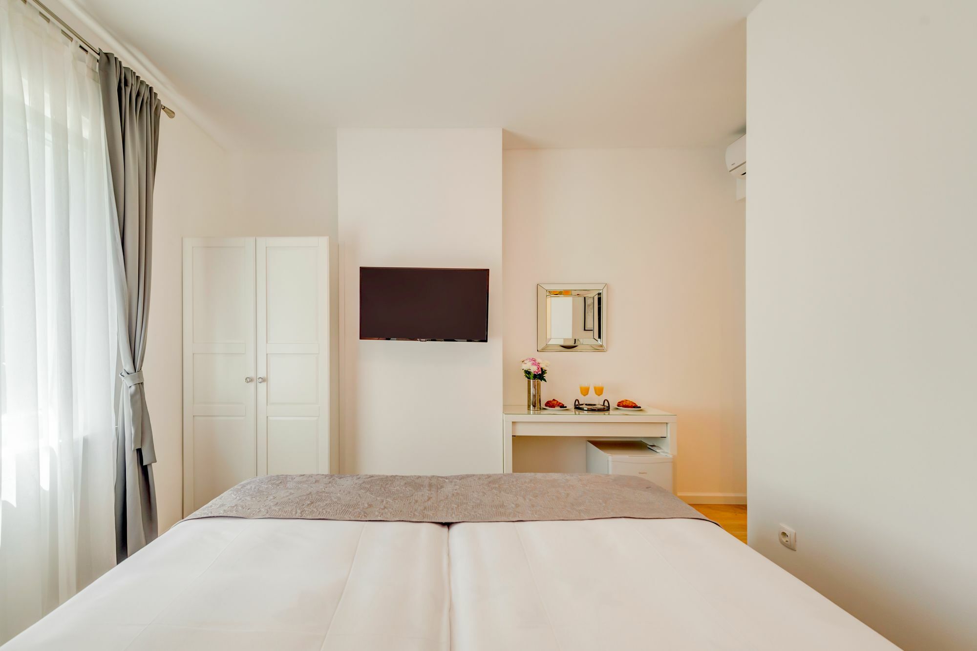 Capital Apartments And Rooms Split Bagian luar foto