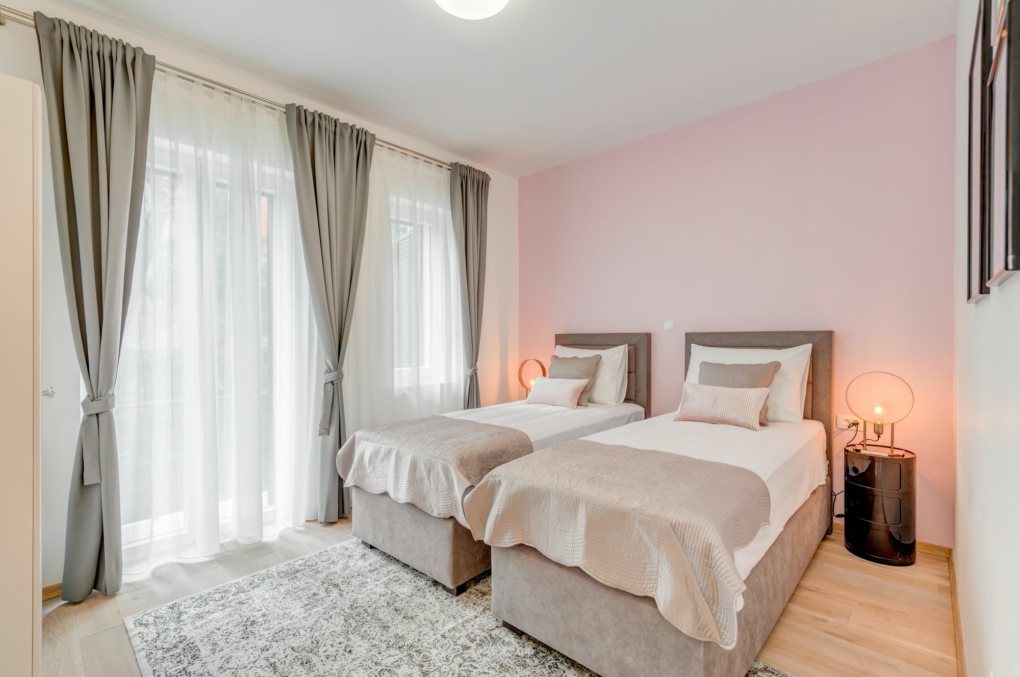 Capital Apartments And Rooms Split Bagian luar foto